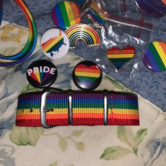 🌈🏳️‍🌈 LGBTQ PRIDE BUNDLES 🏳️‍🌈🌈 - Picture 6 of 17
